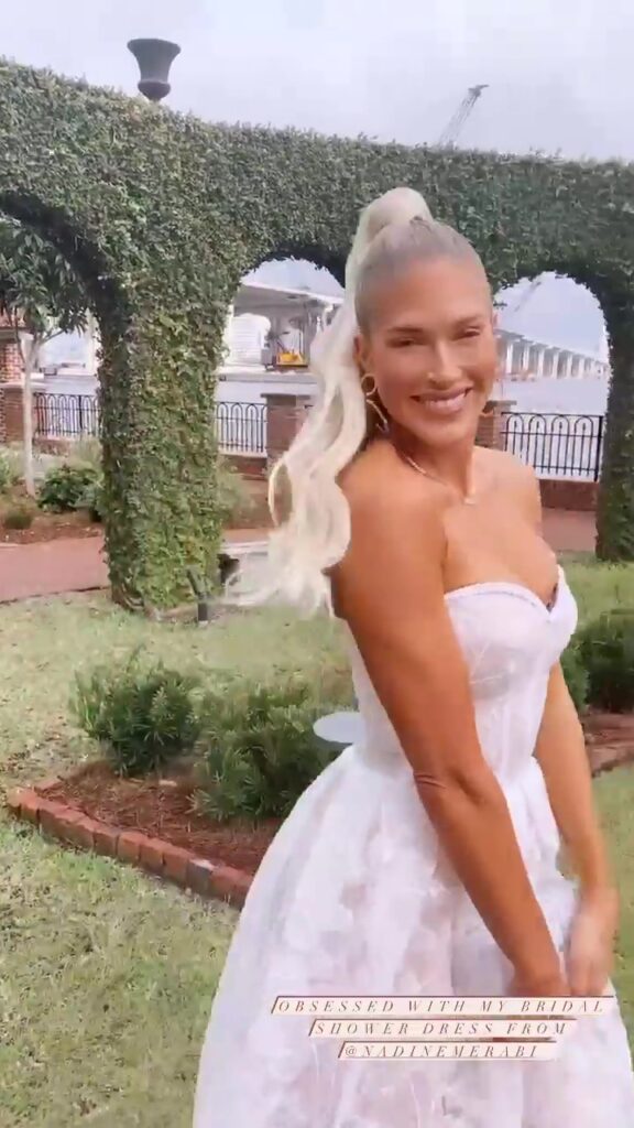 Ex-WWE Diva Kelly Kelly Readies For Marriage With Bridal Shower 1