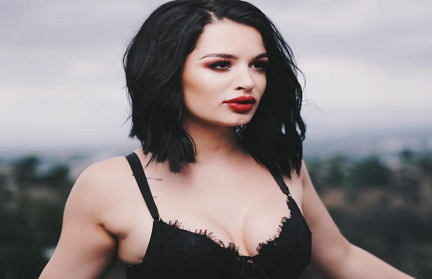 Onlyfans wwe paige Paige Hilariously