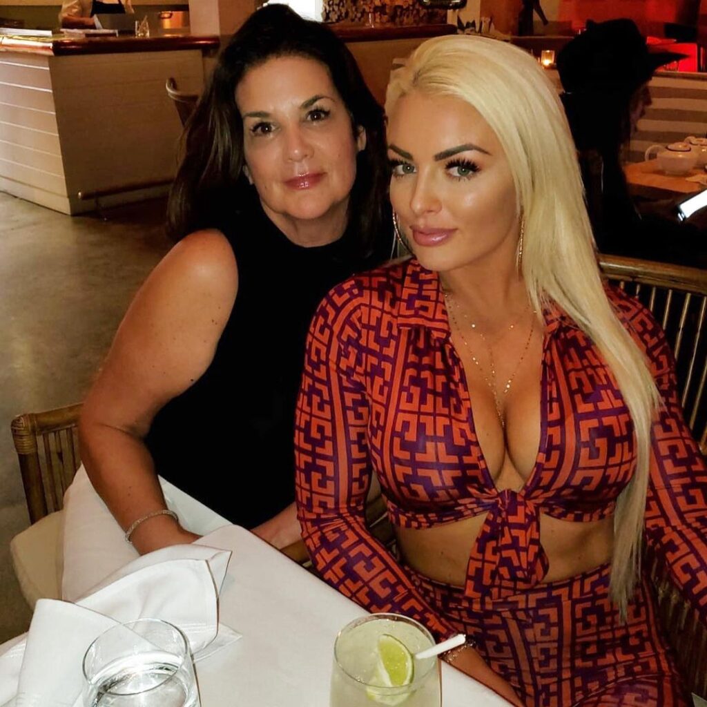 WWE Star Mandy Rose Celebrates Mother’s Day With Gorgeous Photos 1