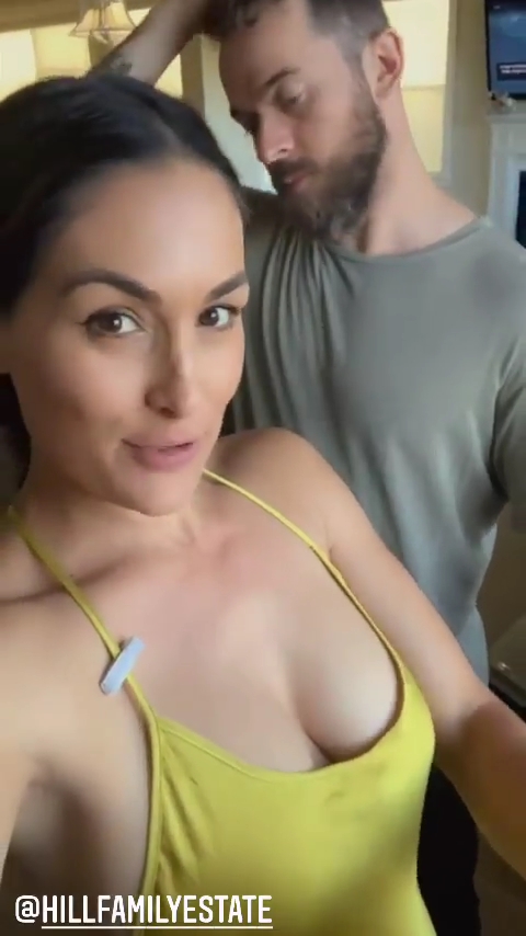 WWE Star Nikki Bella Promotes Wine Brand In Revealing Outfit 2