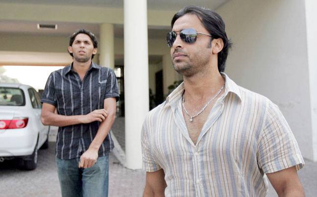 A file image of Shoaib Akhtar and Mohammad Asif. (Reuters Photo)