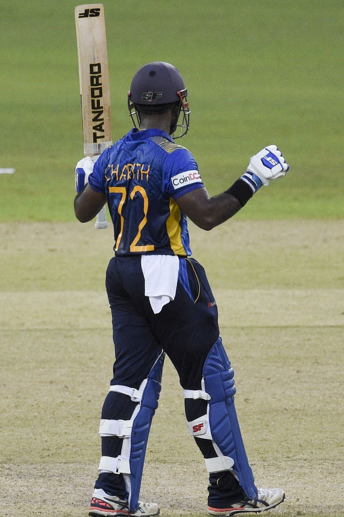 Charith Asalanka celebrates his half-century, Sri Lanka vs India, 2nd ODI, Colombo, July 20, 2021© ISHARA S. KODIKARA/AFP/Getty Images