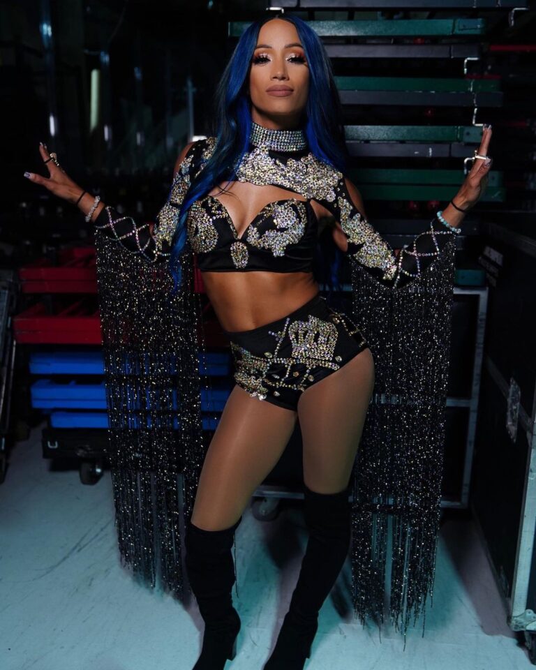 sasha banks to aew