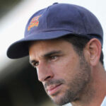 Ryan ten Doeschate talks to the media after Essex's win David Rogers / © Getty Images