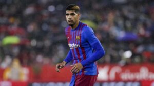 Manchester United target Barcelona defender Ronald Araujo