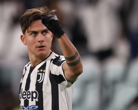 Liverpool looking to sign Juventus forward Paulo Dybala on a free transfer