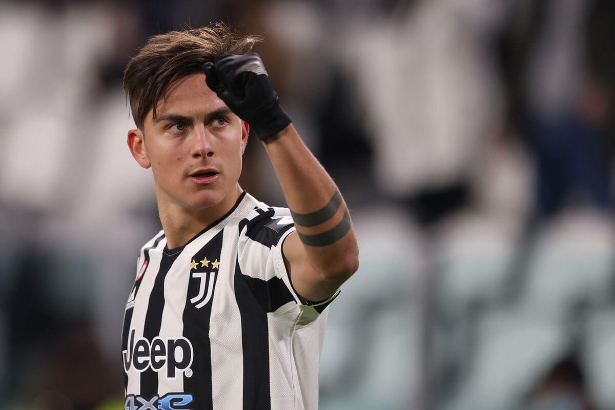 Liverpool looking to sign Juventus forward Paulo Dybala on a free transfer