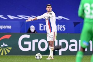 Newcastle United approach Lyons midfielder Bruno Guimaraes