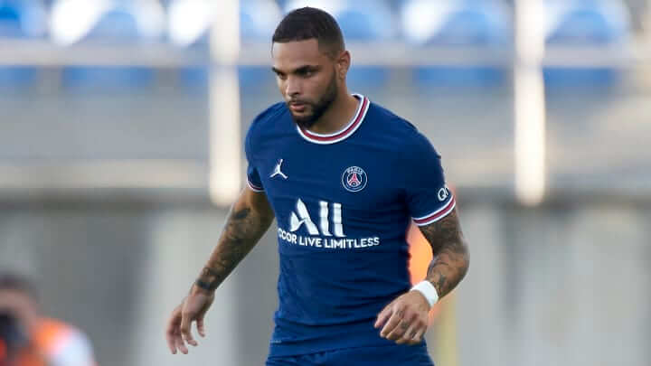 PSG are looking to offload Leyvin Kurzawa 