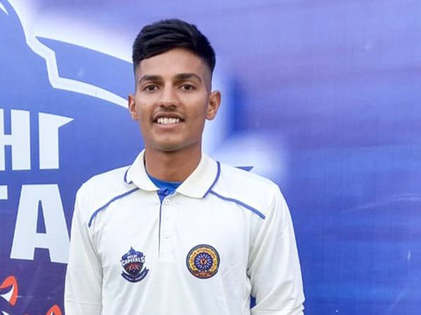Yash Dhull moved to Bal Bhawan school's academy at the age of 11 | Photo: Delhi Capitals Twitter