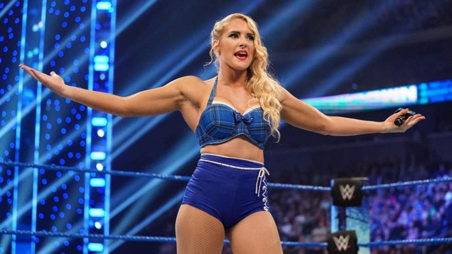 Lacey Evans