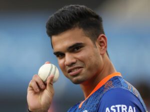 Kapil Dev Said Arjun Tendulkar Shouldn't Be Compared With His Father Sachin Tendulkar 11