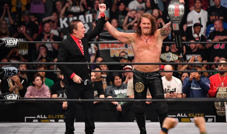 Chris Jericho Reveals How He Works As The Middle Man Between AEW Locker ...