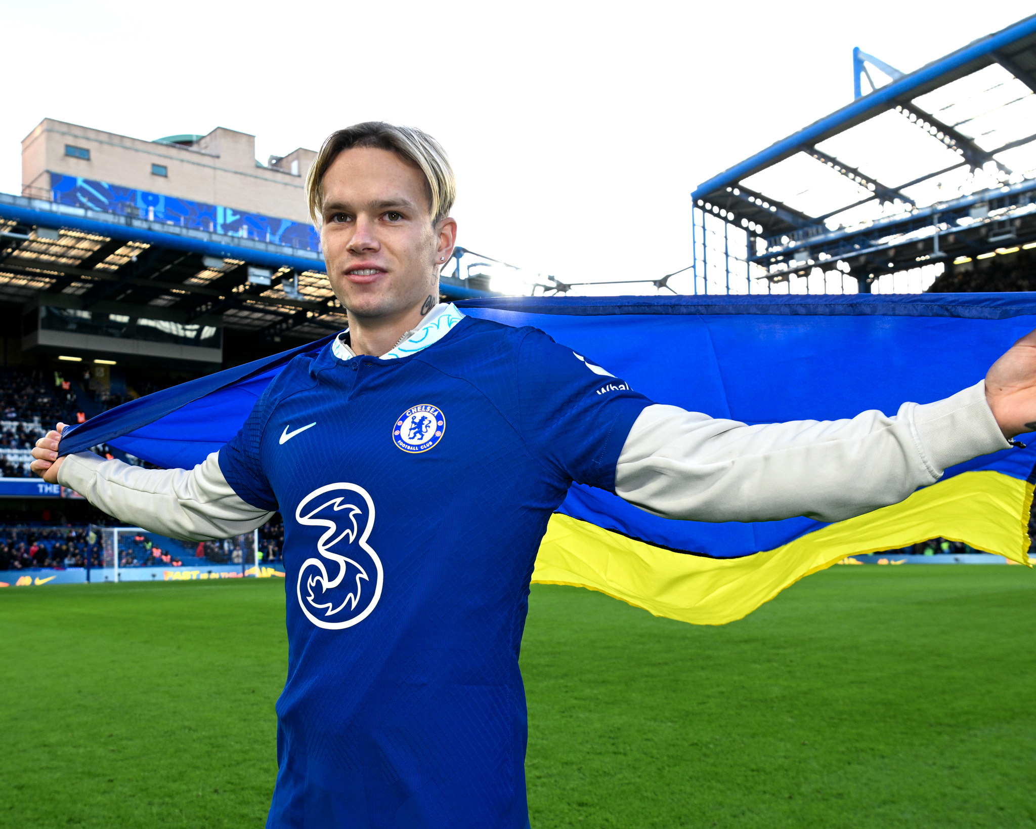 The Reason Behind Arsenal Backing Out From Their Month-Long Pursuit Of Mykhaylo Mudryk Who Joined Chelsea In A €100 Million Deal 2 Mykhaylo Mudryk