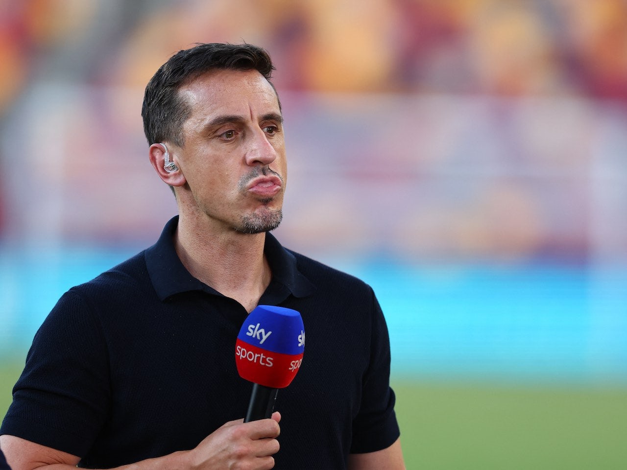 Gary Neville Points Out Oleksandr Zinchenko's Behaviour As He Explains Reason Behind Arsenal's Title Collapse 