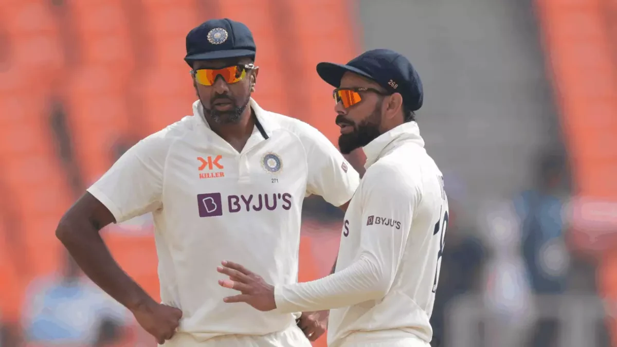 Ravichandran Ashwin and Virat Kohli