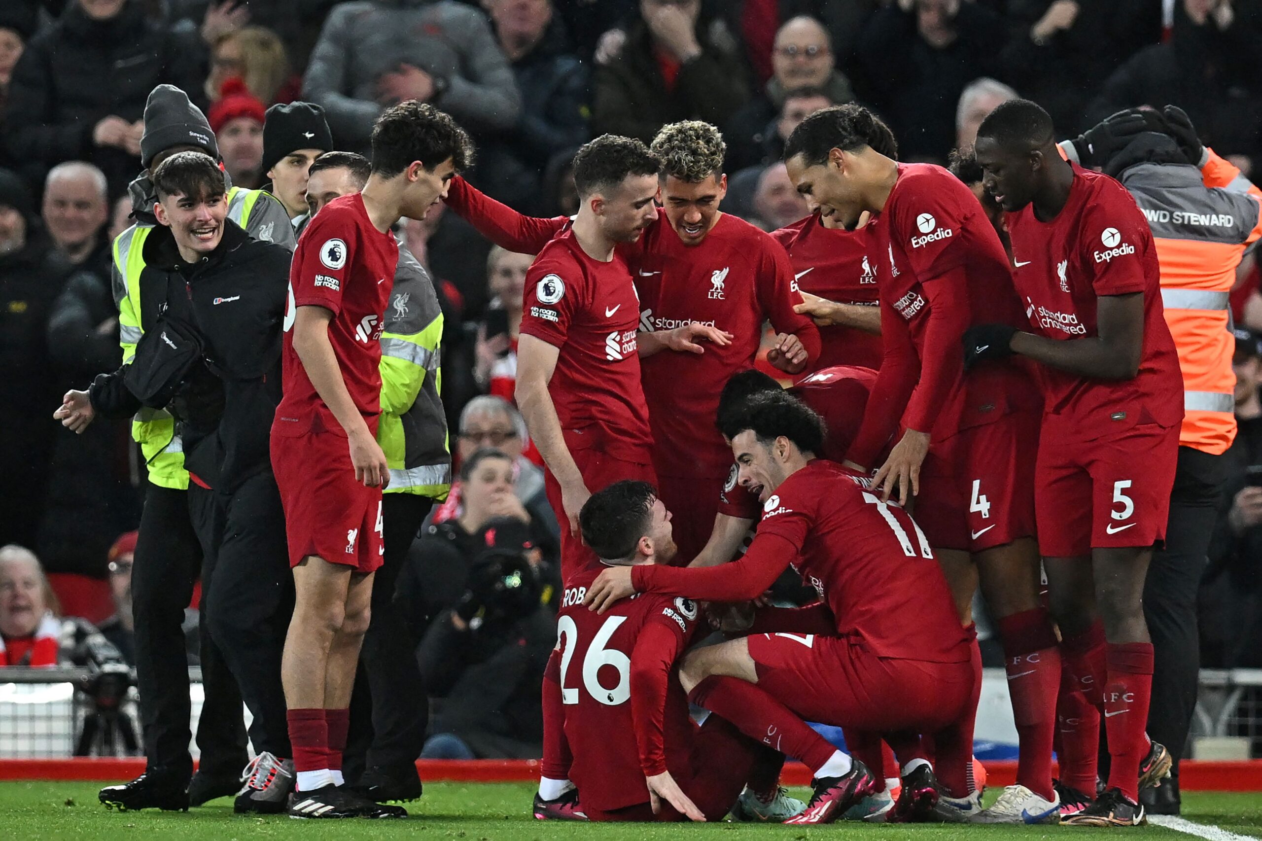 Watch: Jurgen Klopp Fumes As Liverpool Fan Slides Into Andy Robertson Injuring The Left-Back During Manchester United Win 2 Jurgen Klopp