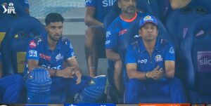 Tilak Varma and Sachin Tendulkar in dugout vs SRH