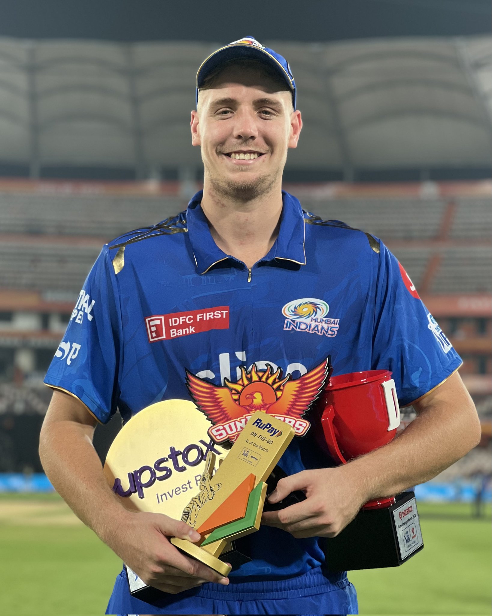 Cameron Green with awards after SRH game