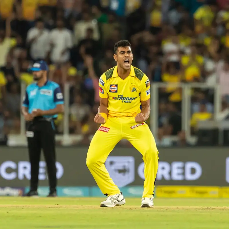 IPL 2023: Watch- CSK’s Young Rajvardhan Hangargekar Attends His First Meet And Greet Along With MS Dhoni 3