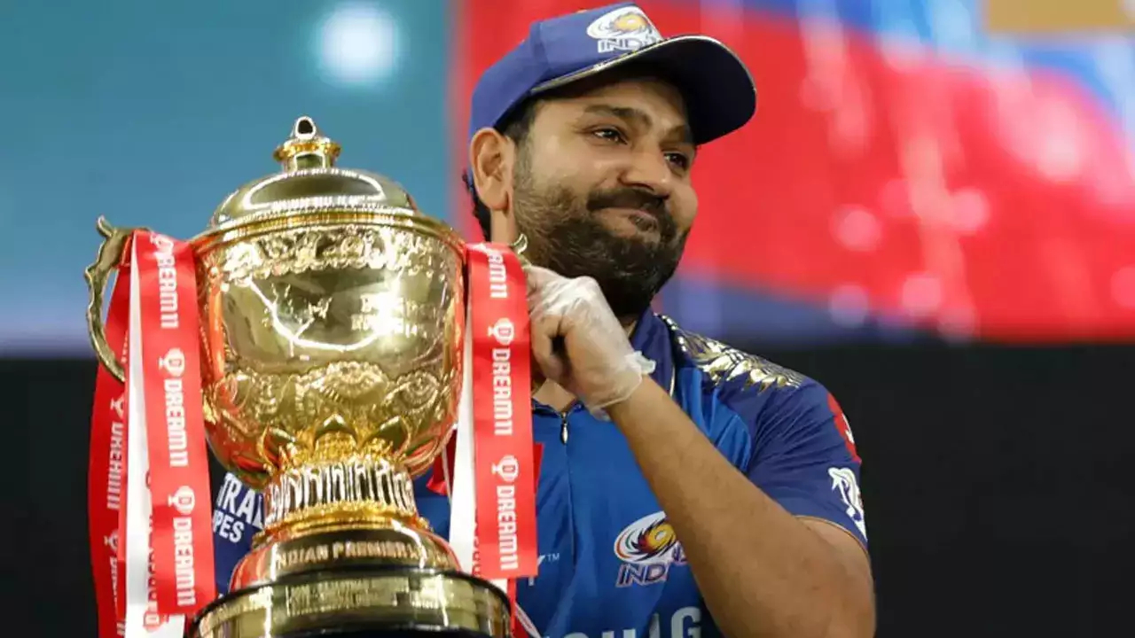 ‘Phata Poster Nikla Ro': Hyderabad Fans Wish Rohit Sharma With Massive Cut Out On His Birthday 2