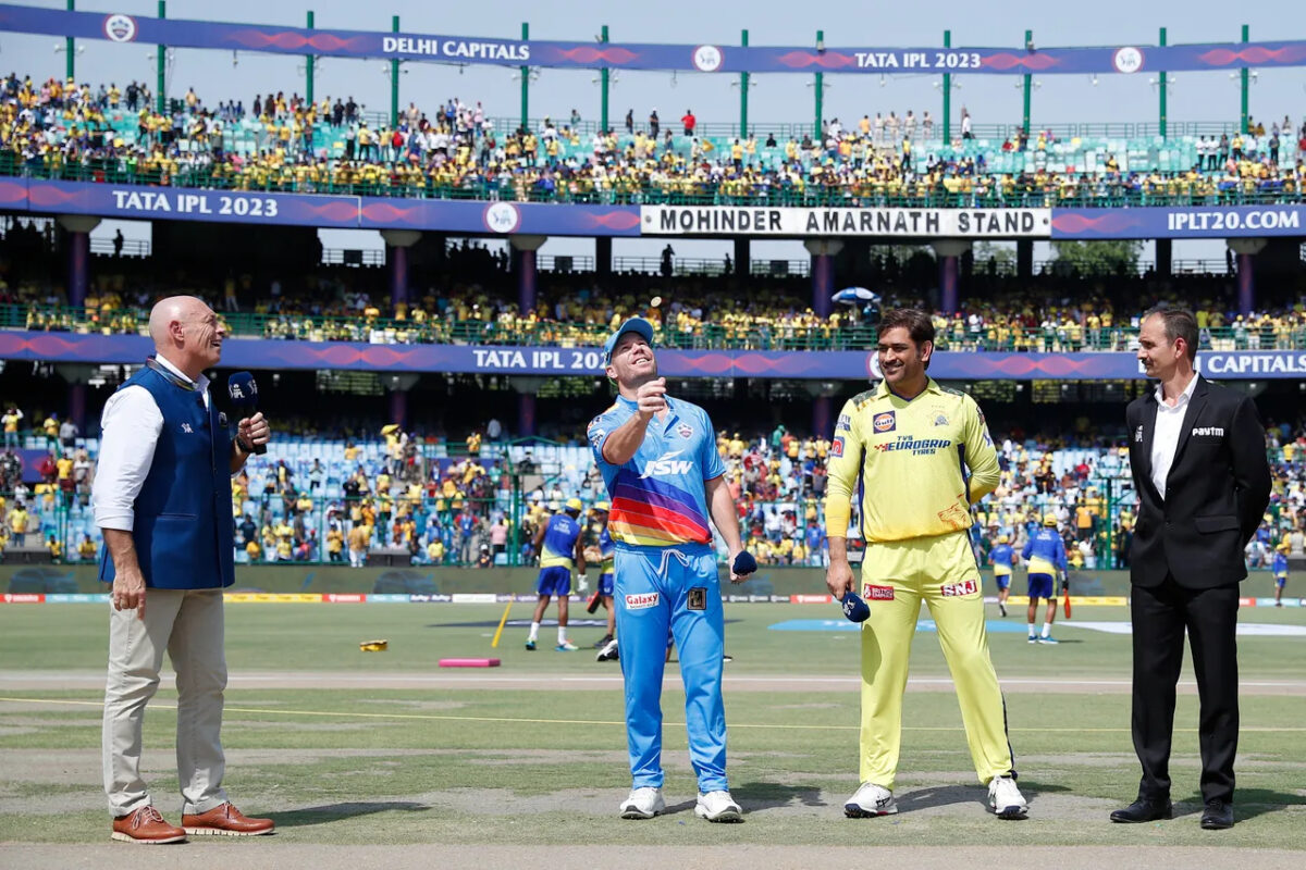 IPL 2023: Watch- Danny Morrison Uses Sign Language To Ask MS Dhoni What He Wants To Do Amid Loud Cheers From Fans 1