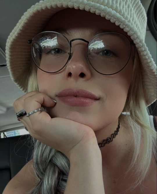 Wwe Star Liv Morgan'S Stunning Gold Bikini Photoshoot: A Glamorous Escape After Her Devastating Injury 4 Liv Morgan