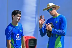 Naseem Shah And Morne Morkel