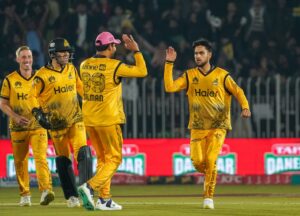 Multan Sultans suffer four-run defeat in last-over thriller against Peshawar Zalmi despite Iftikhar Ahmed's valiant knock 2