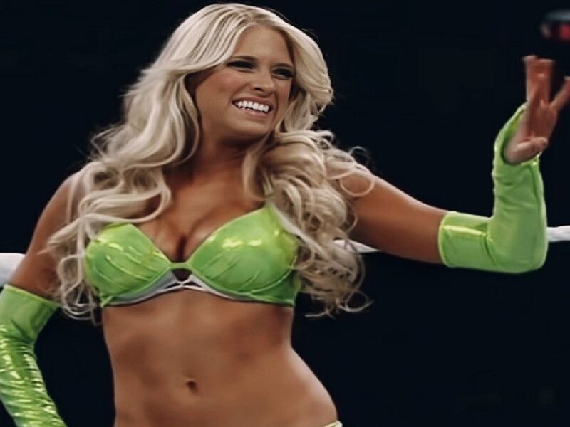 Kelly Kelly