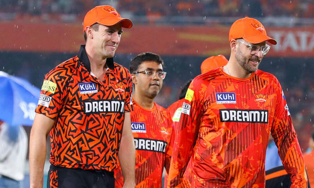 SRH Captain Pat Cummins, and Head Coach Daniel Vettori.