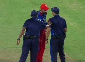 “Virat Kohli Is Not The Captain” - Matthew Hayden Unhappy With RCB Star’s Interference With Umpires 2 Virat Kohli. Photo- Twitter