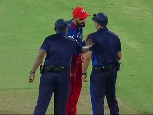 “Virat Kohli Is Not The Captain” – Matthew Hayden Unhappy With RCB Star’s Interference With Umpires