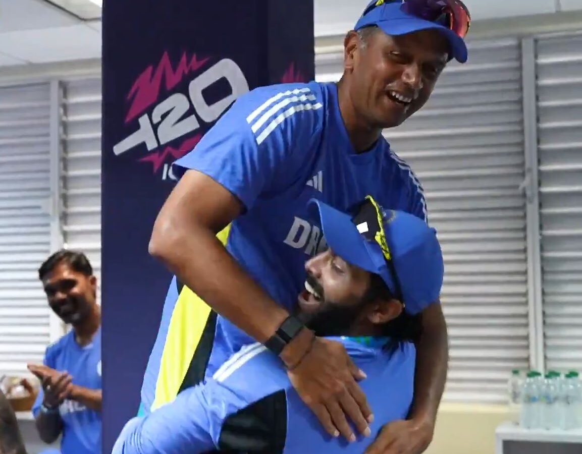 Ravindra Jadeja and Rahul Dravid. Photo- BCCI