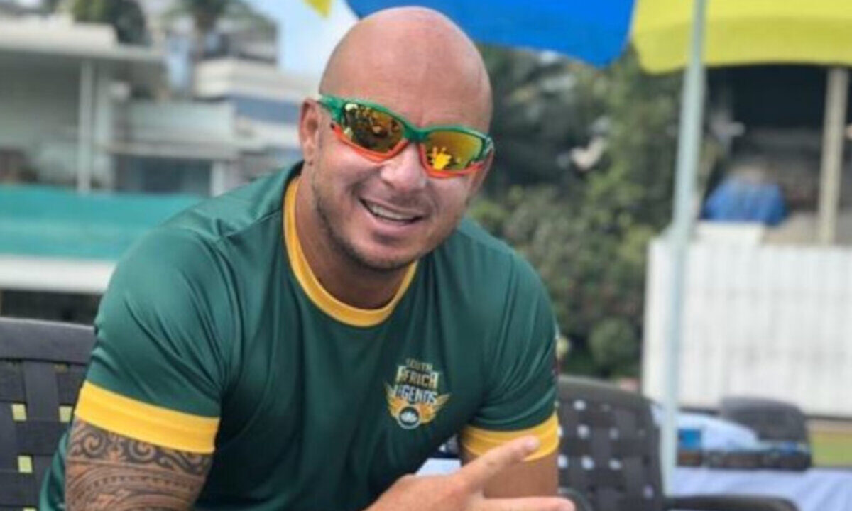 Herschelle Gibbs.