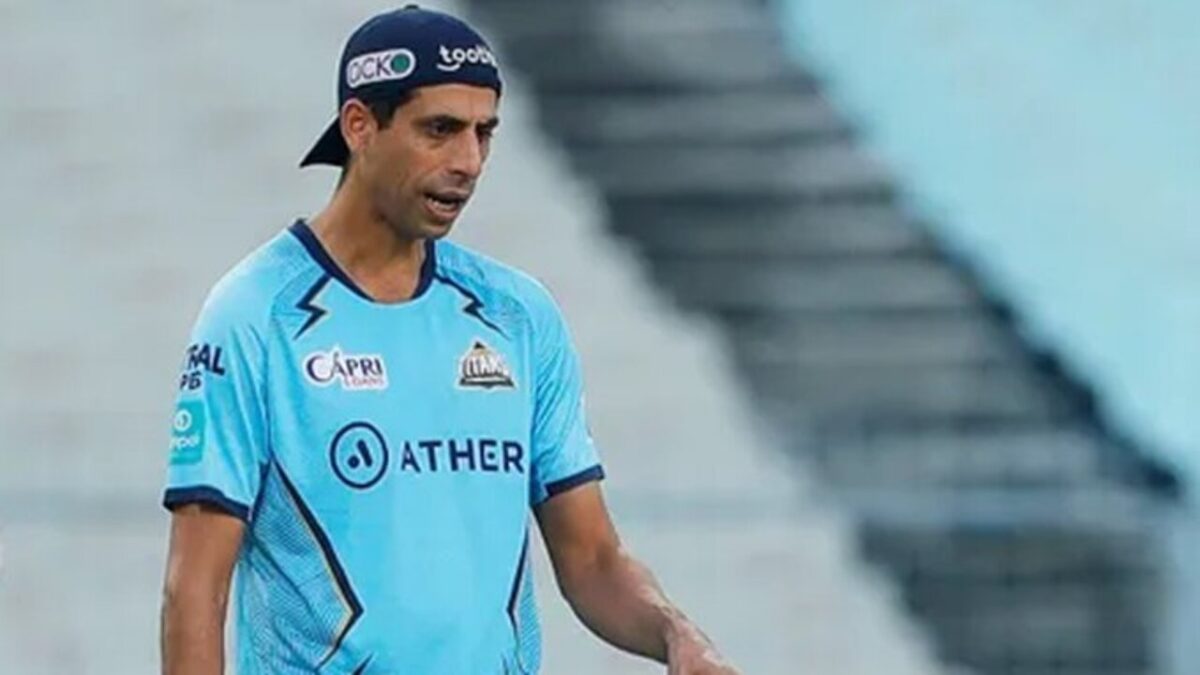 Ashish Nehra.