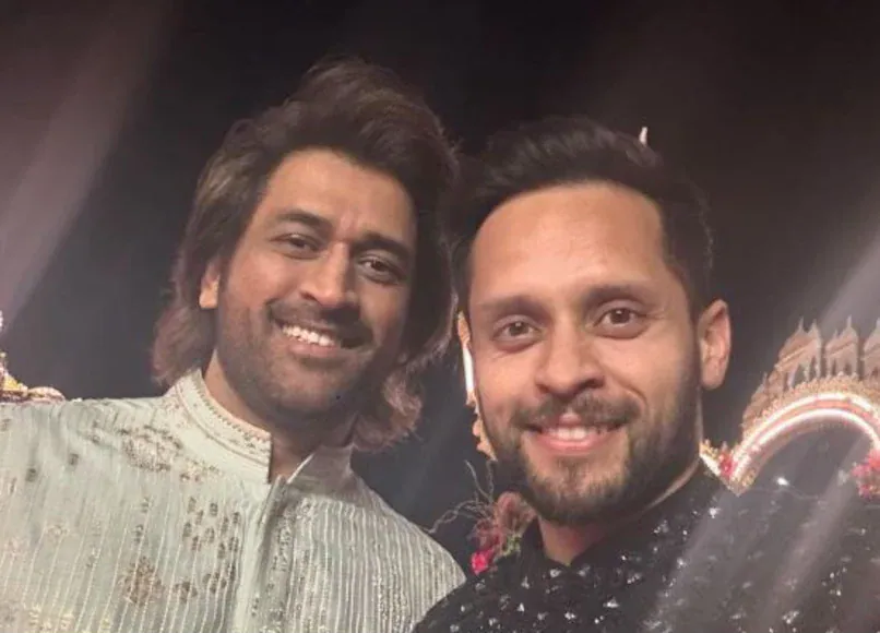 Parupalli Kashyap and MS Dhoni