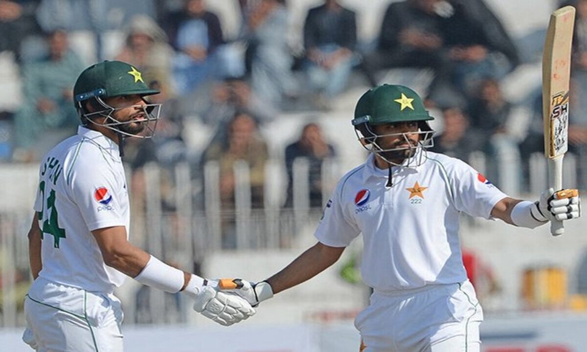 Shan Masood and Babar Azam.