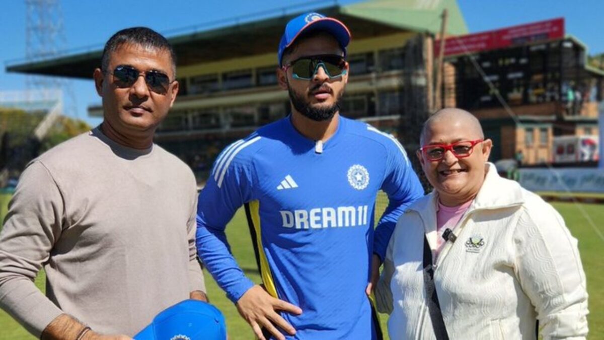 Riyan Parag with his mom and dad.