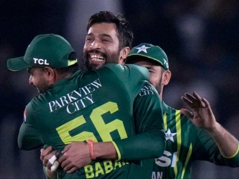 Babar Azam Supported By Mohammad Amir Through Cryptic Post After Pakistan’s 152-run Victory