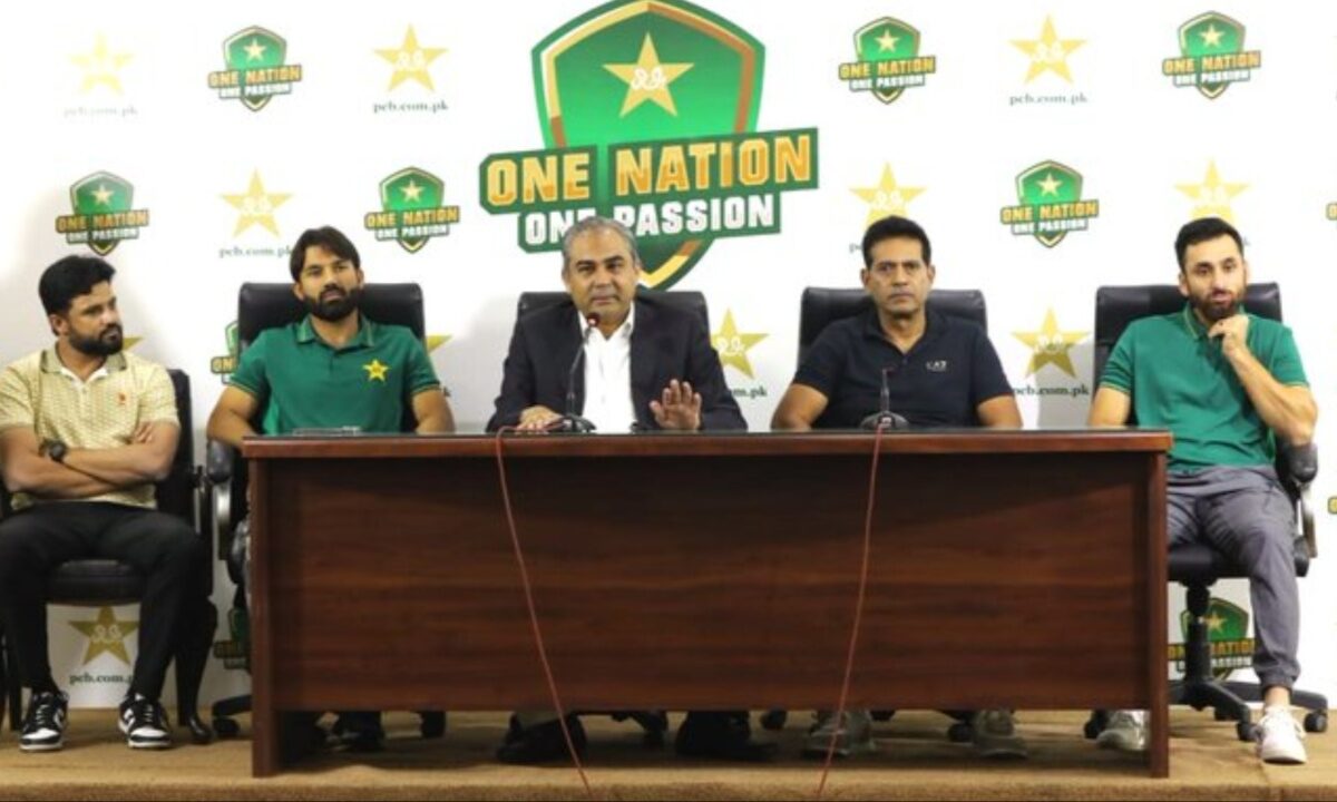 Mohammad Rizwan, Salman Ali Agha, Mohsin Naqvi and Aaqib Javed of Pakistan.