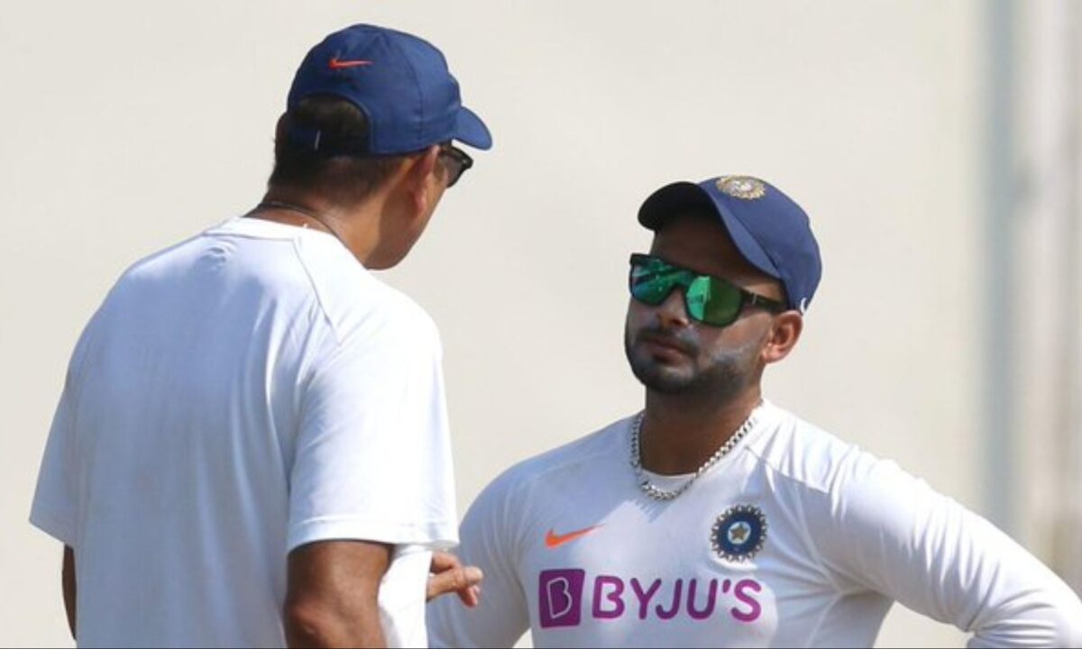 Ravi Shastri and Rishabh Pant.