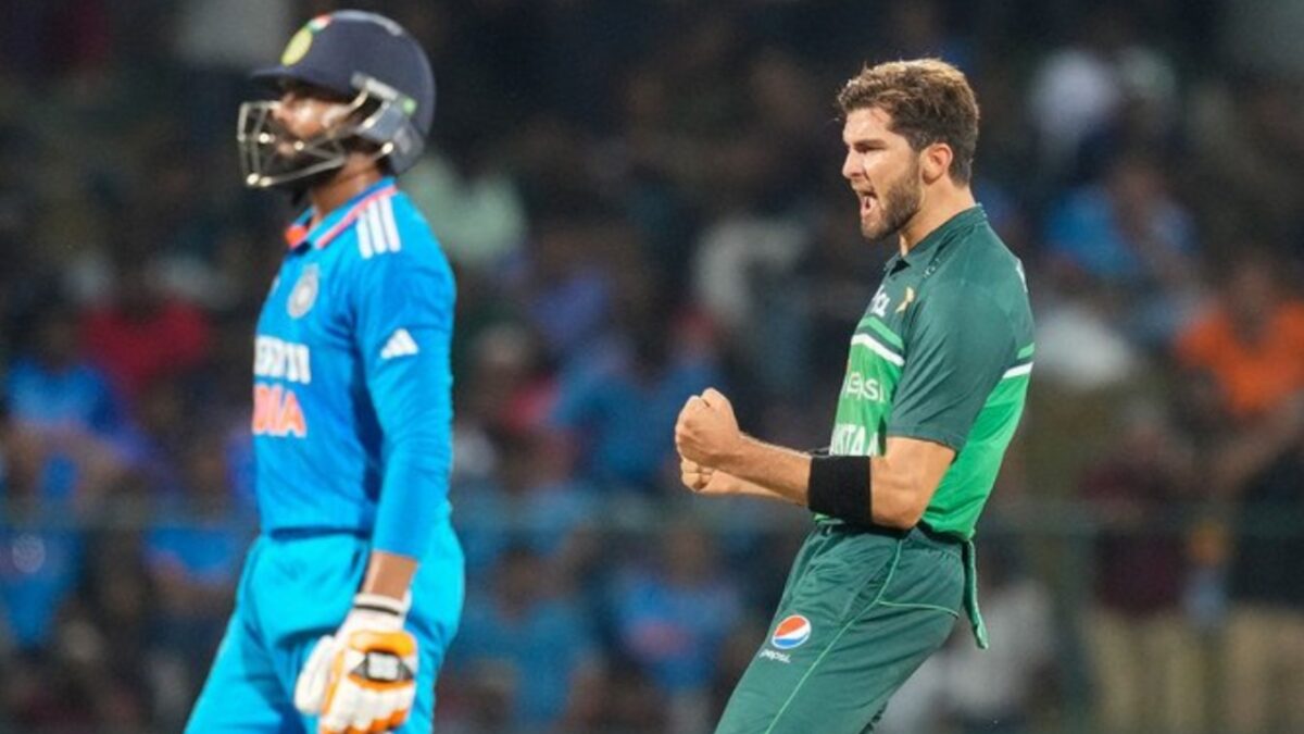 Shaheen Afridi of Pakistan and Ravindra Jadeja of India.