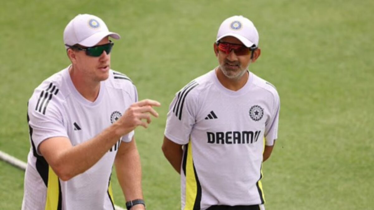 India's bowling coach Morne Morkel and head coach Gautam Gambhir.