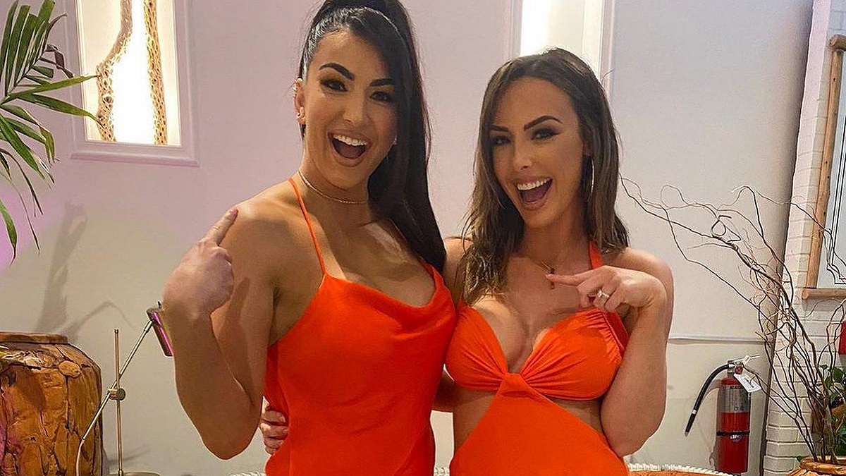 The IIconics