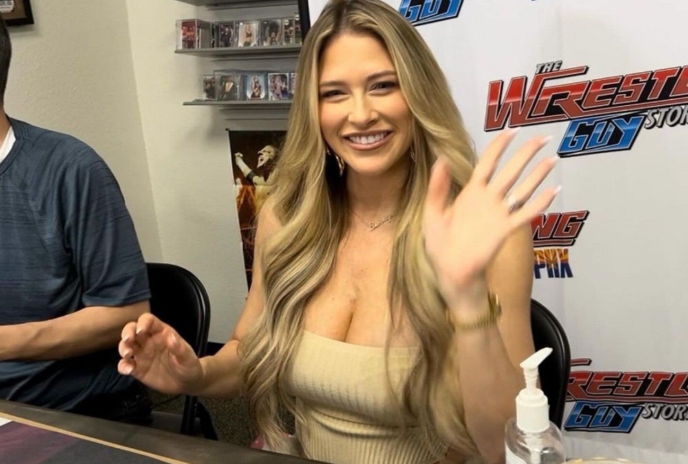 Kelly Kelly