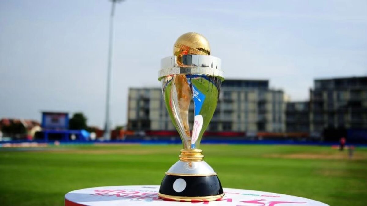 Women's World Cup 2025 is here: Heinrich Klaasen has expressed his support for women's teams, and 1xBet gives away Apple gadgets 1