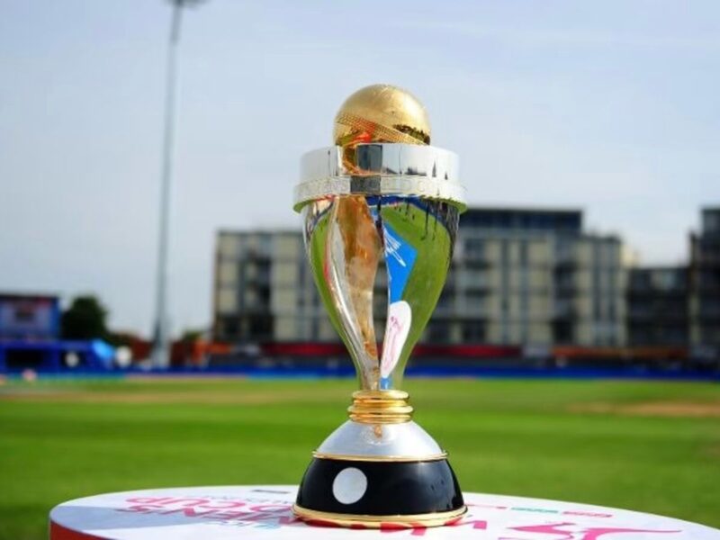 Women's World Cup 2025 is here: Heinrich Klaasen has expressed his support for women's teams, and 1xBet gives away Apple gadgets 1
